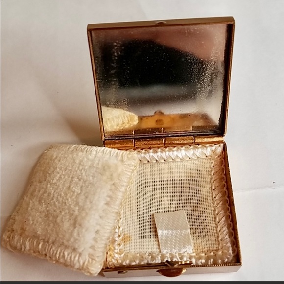 Vintage Rouge/ powder box circa 1930’s - Picture 3 of 7